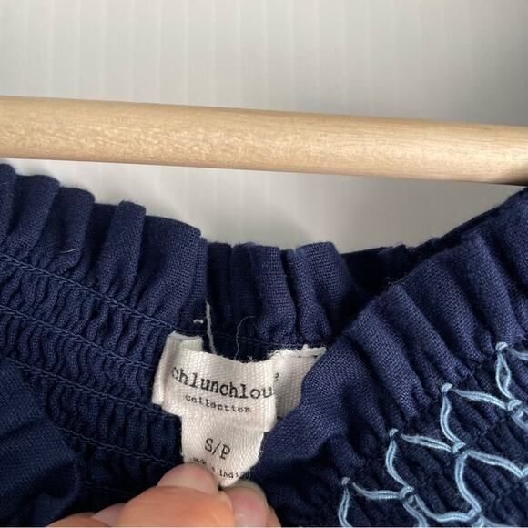 Beachlunchlounge embroidered floral off the shoulder dress navy size small - Picture 2 of 7